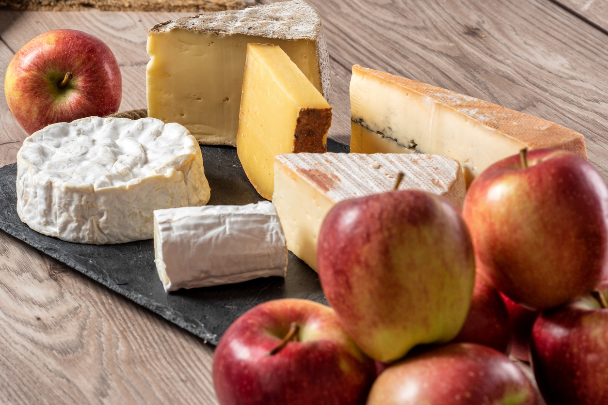 apples and cheese